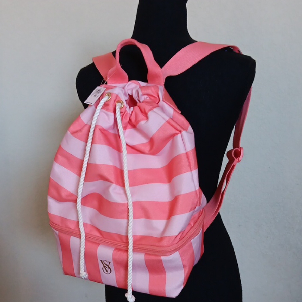 NWT Victorias Secret Backpack/lunch Cooler Bottom Compartment MSRP $59.95